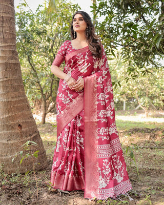 Red saree for wedding reception