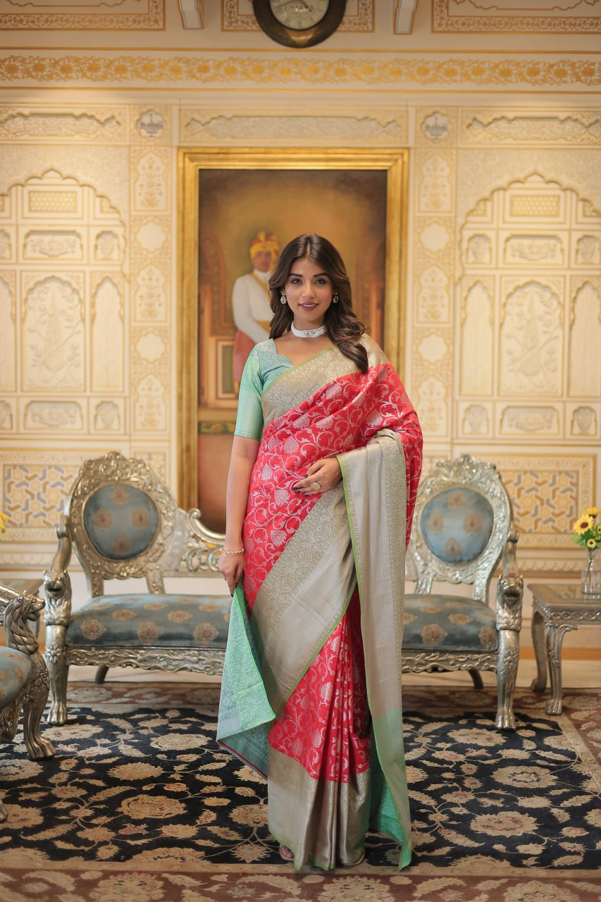 Red Color Sari  For Wedding Wear