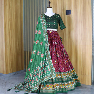 Latest chaniya choli patola and bandhani for navratri online