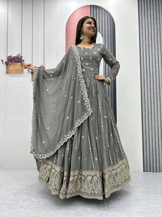 Grey color georgette gown for women