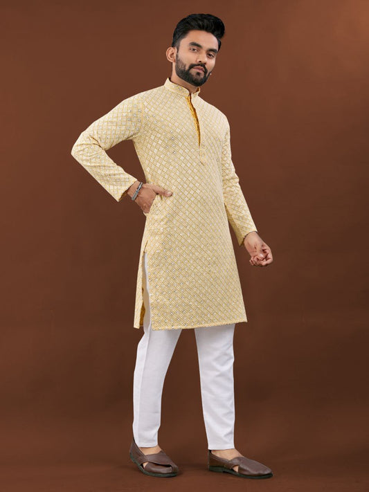Lucknowi Chikankari Mens Kurta
