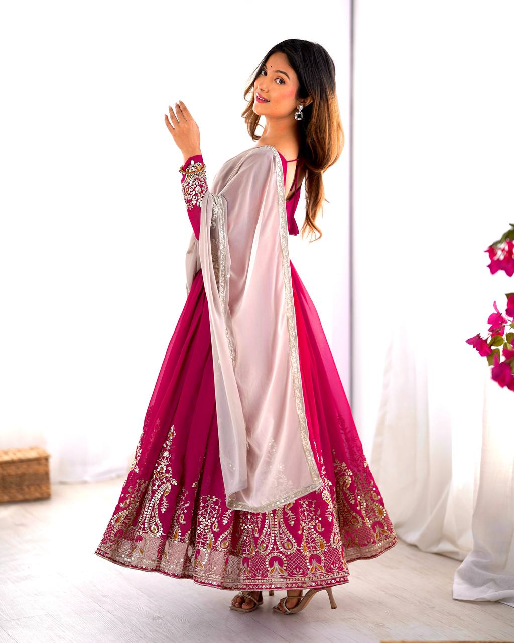 Pink color georgette salwar suit with dupatta online 