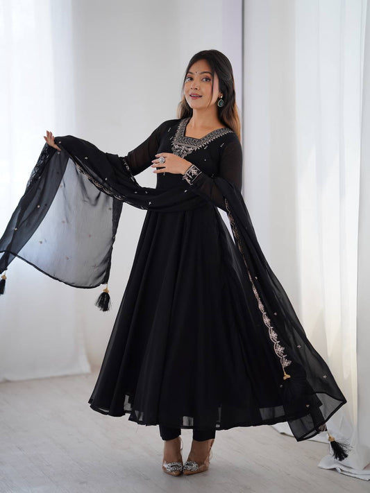 Black color georgette gown for women