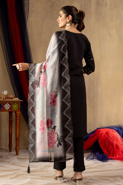 Wedding wear black color salwar kameez 