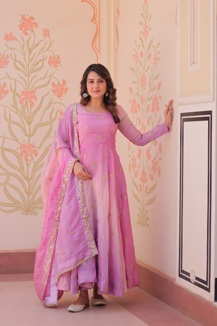 Women pink color salwar suit for wedding
