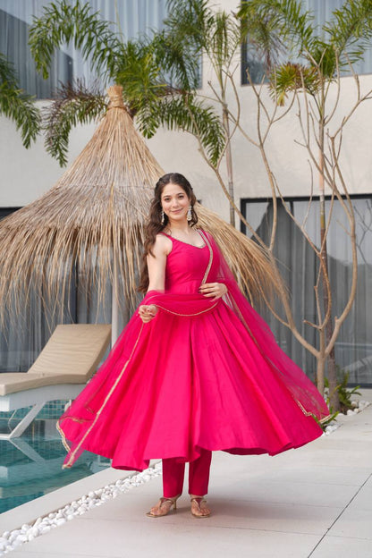 Pink color chanderi gown 