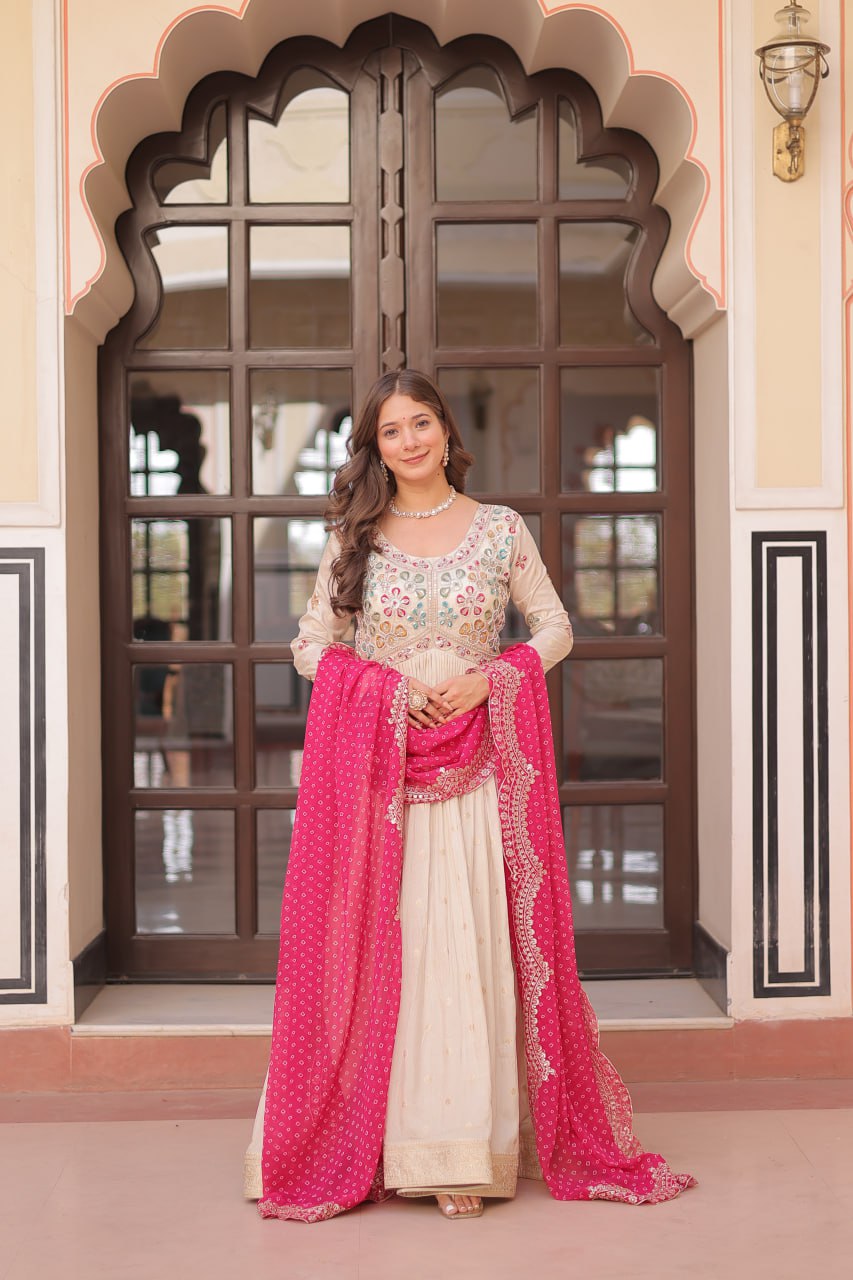 Maxi off white color jacquard gown
