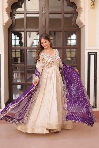 Maxi off white color jacquard gown
