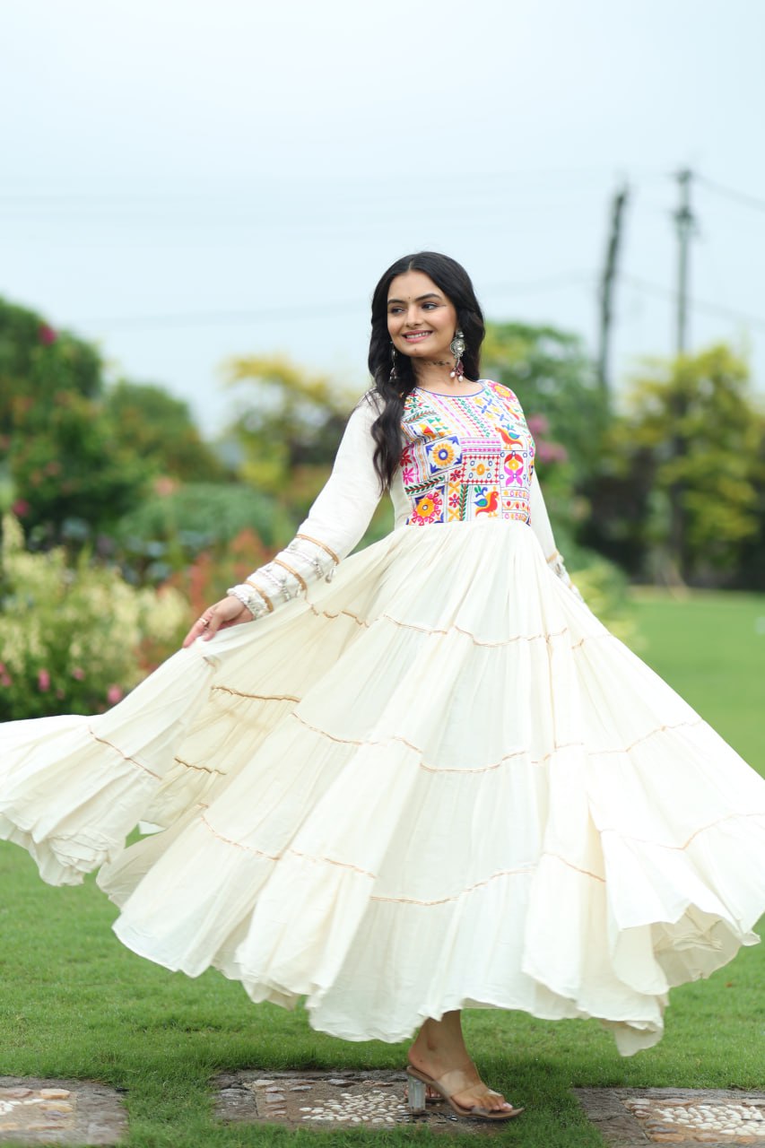 White color cotton gown