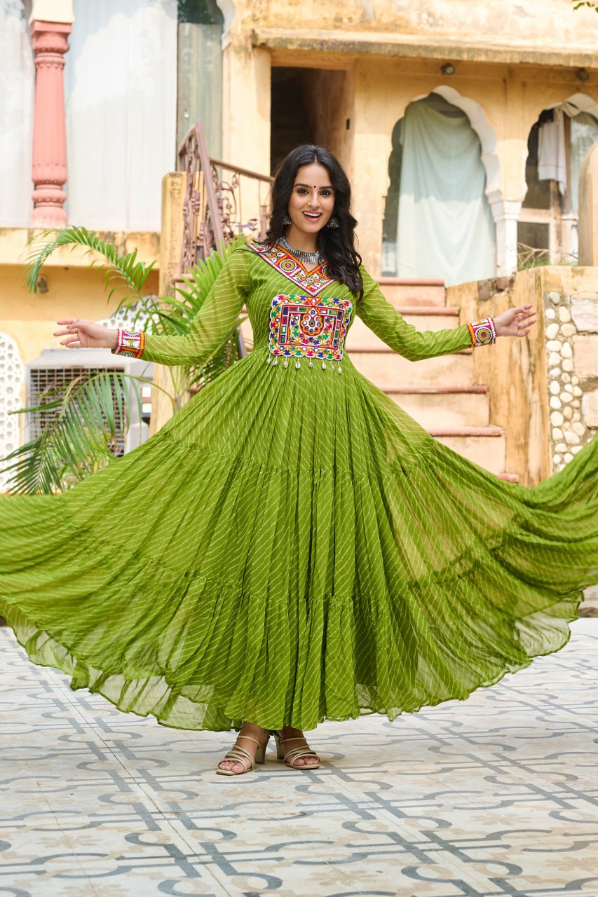 Navratri outfits for women
