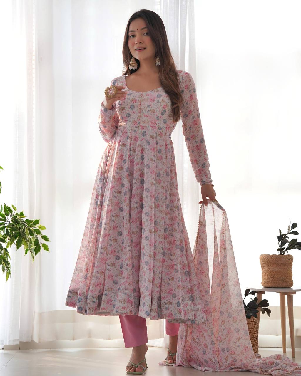 Long sleeve formal gown women pink color chiffon gown
