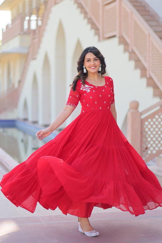 Women red color faux blooming gown
