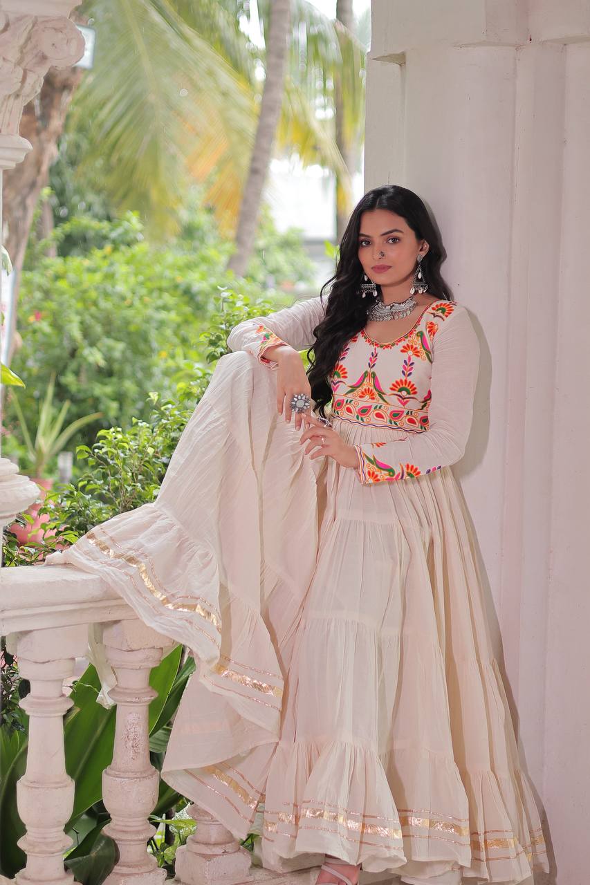 Long sleeves white gown for garba 