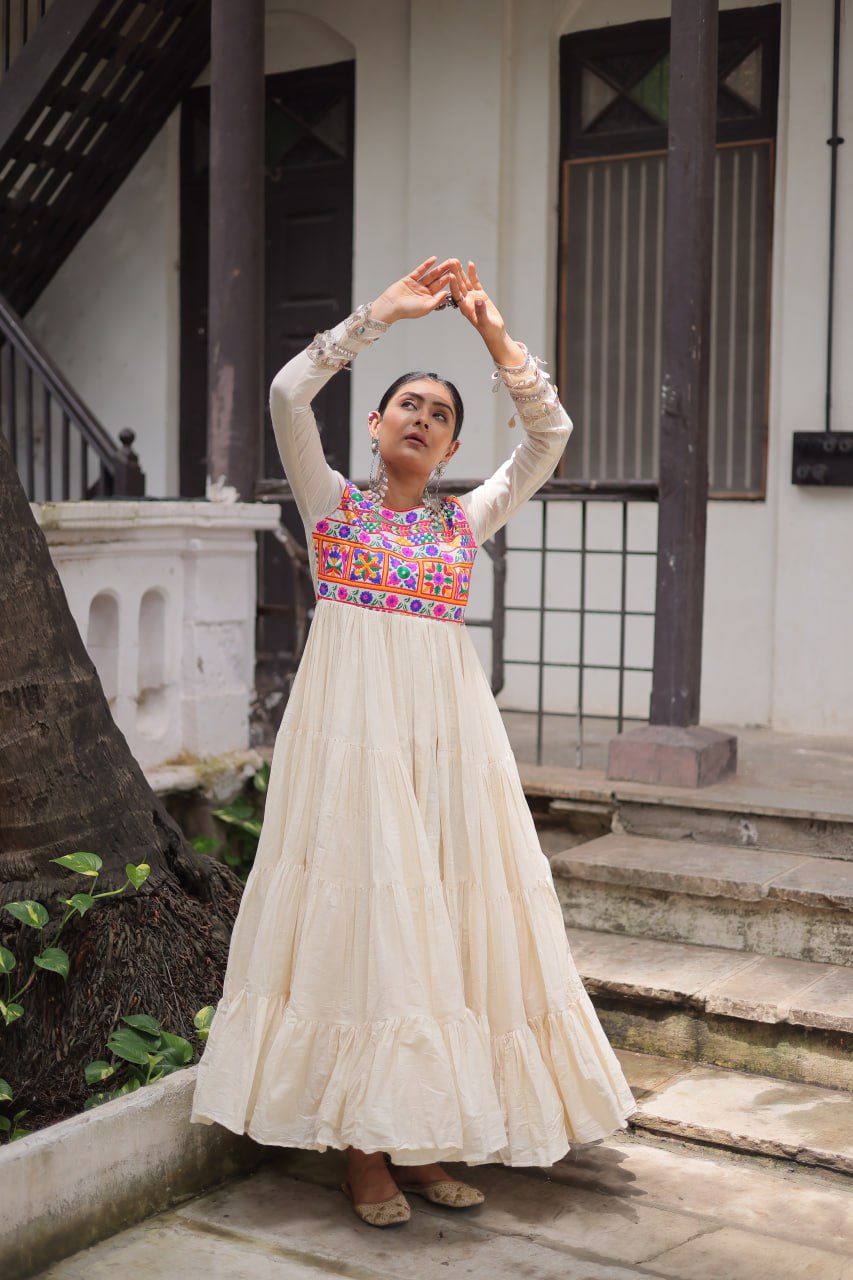 White color kora cotton gown 