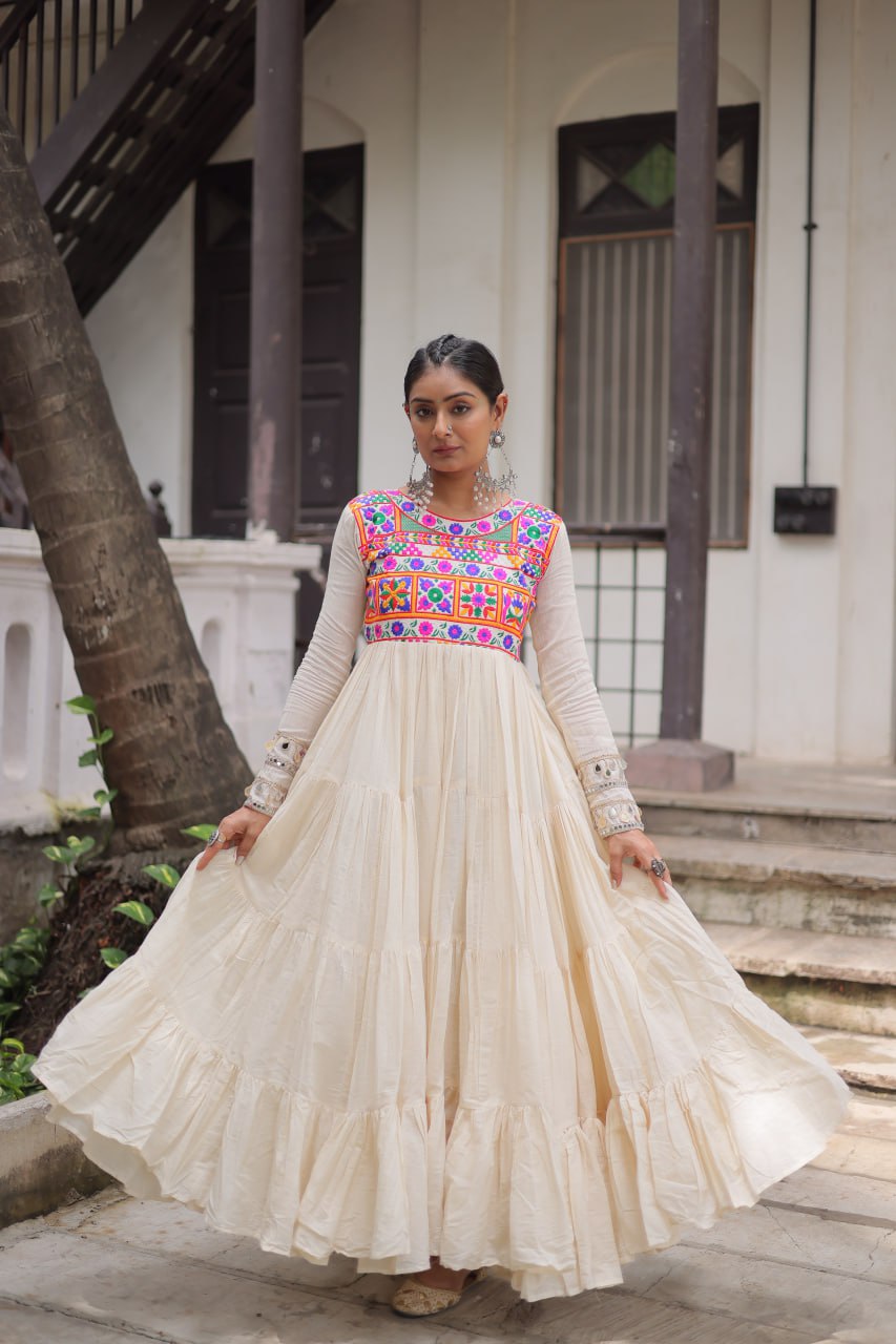 White gamthi work gown 